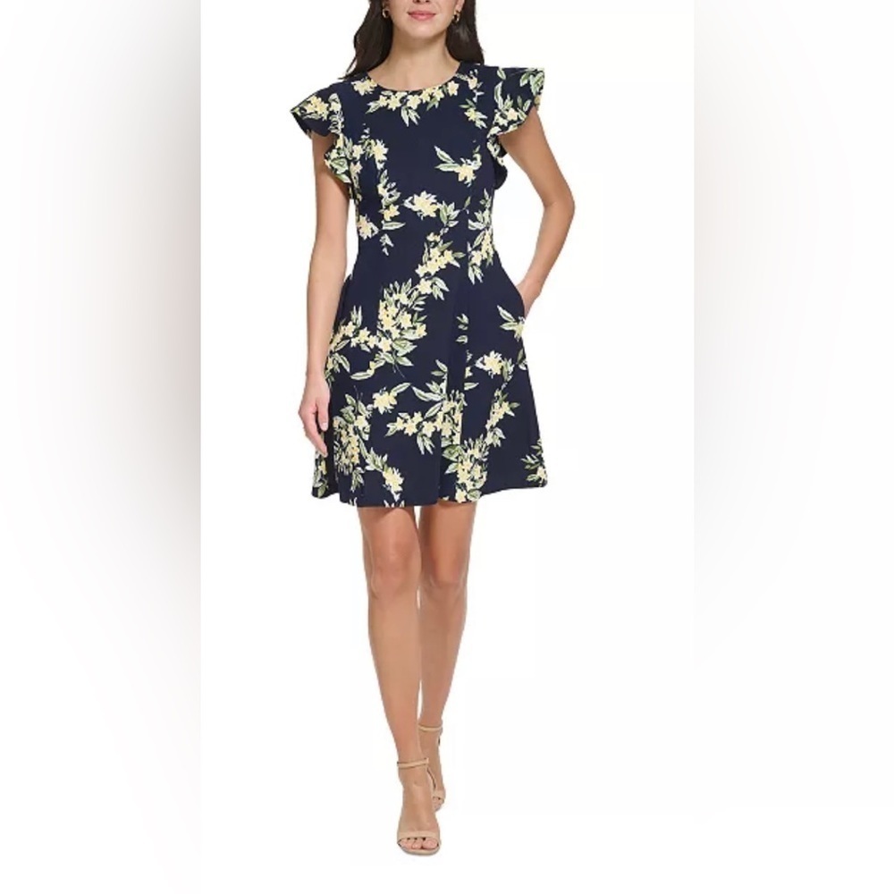 NWT Jessica Howard Short Flutter Sleeve Floral Scuba Fit and Flare Dress